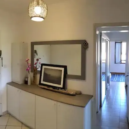 Beau T3 Calme Et Idealement Situe A הייר